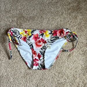 Abercrombie & Fitch Floral Side Tie Bikini Bottom.  Size Small